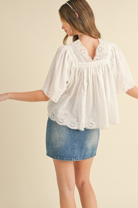 Moxie Flutter Sleeve Blouse