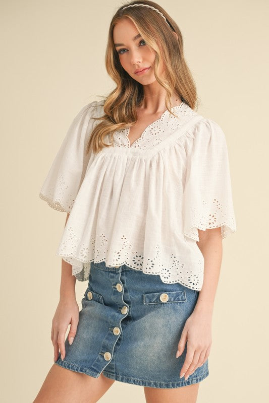 Moxie Flutter Sleeve Blouse