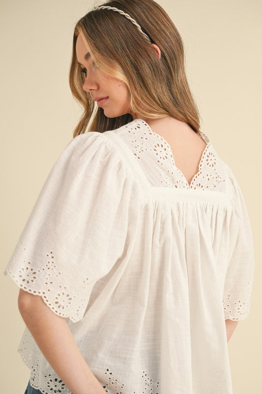 Moxie Flutter Sleeve Blouse